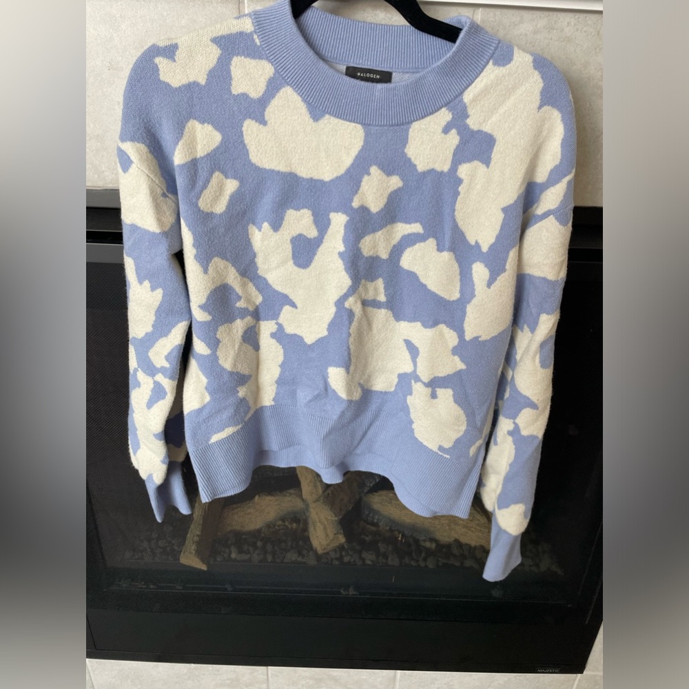 USED— Halogen NORDSTROM Blue & White Abstract Cropped Sweater Long Sleeve Size S